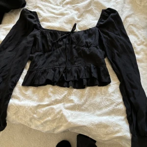 Söt topp - Använd en del gånger men i bra skick! Passar S