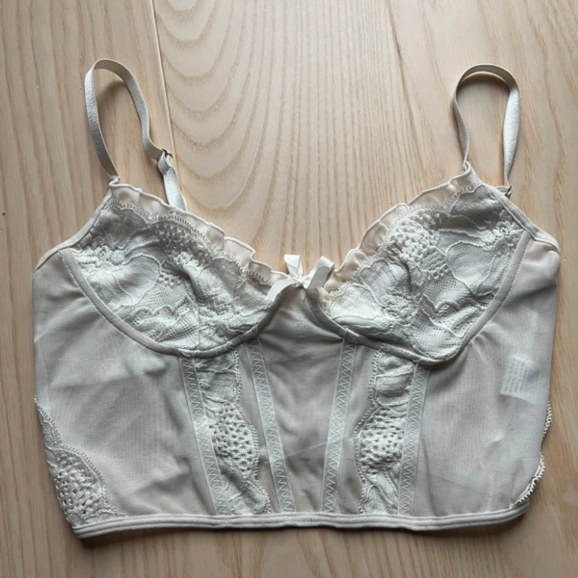 Fin Korset-aktig topp