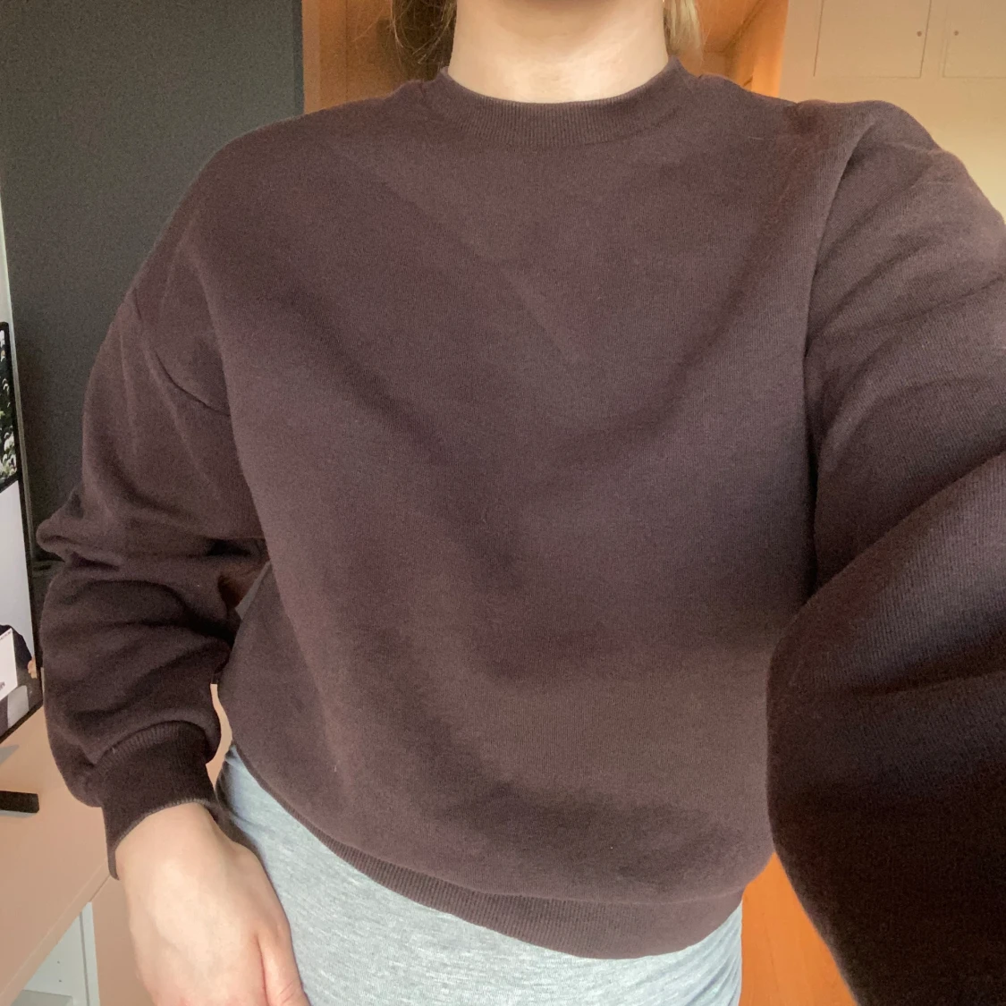 Sweatshirt i kort modell