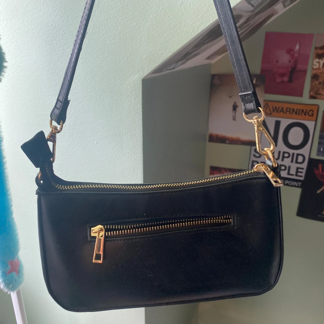 Svart väsk  - 90