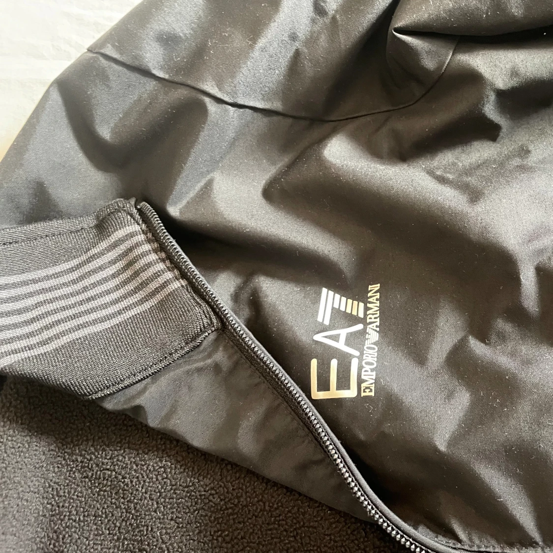 Armani jacka  - 90