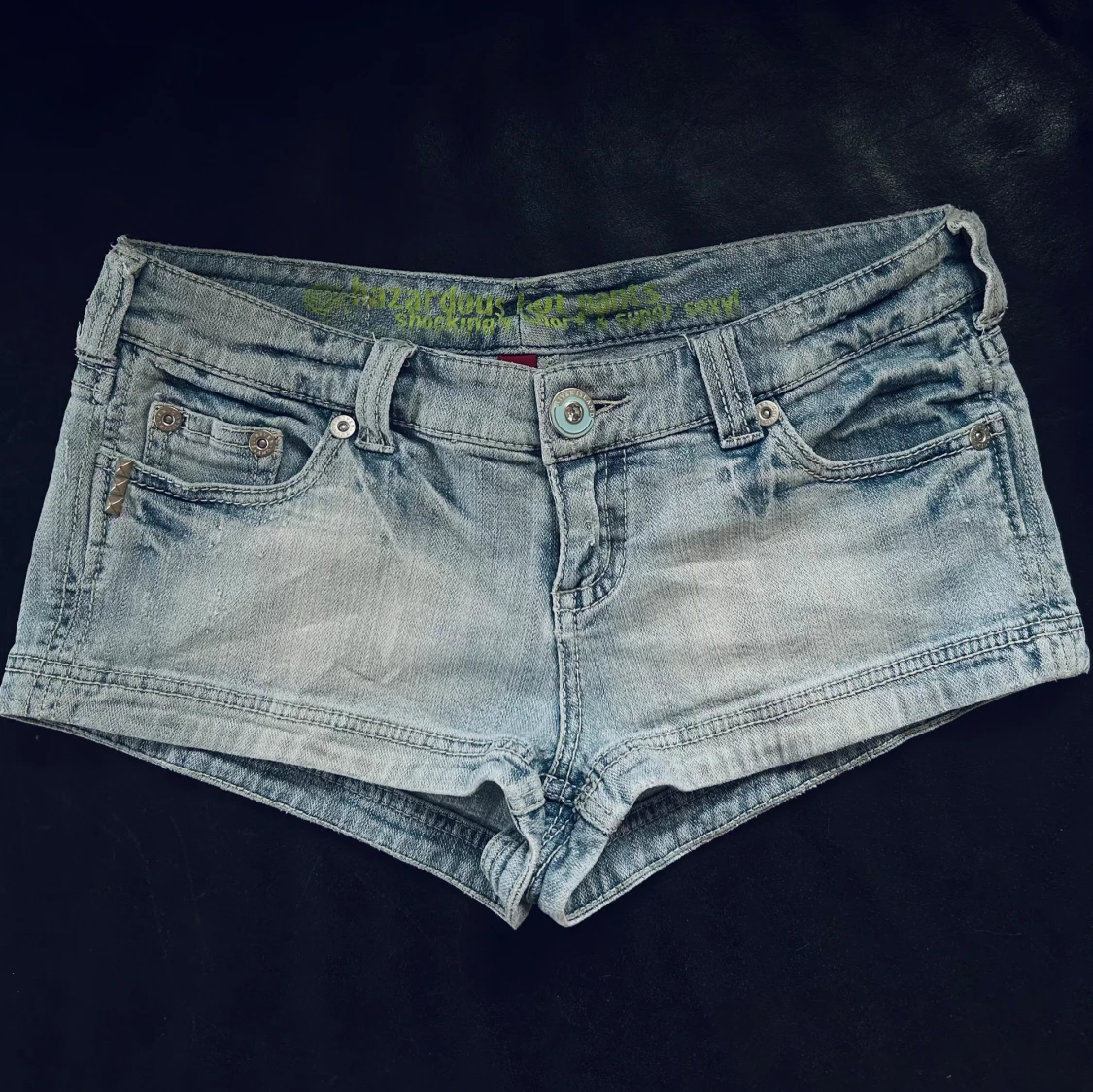Lågmidjade shorts 