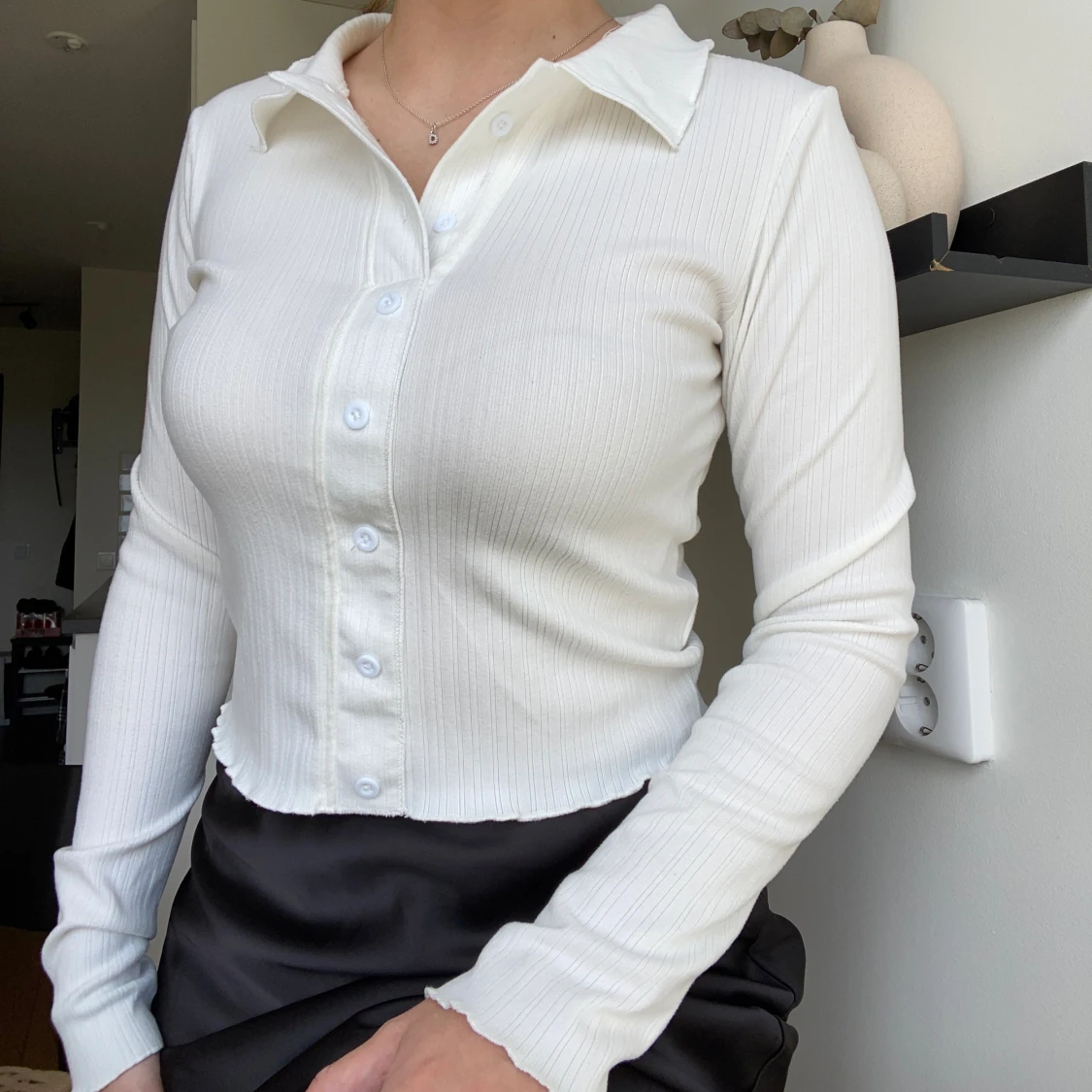 Vit långärmad tröja