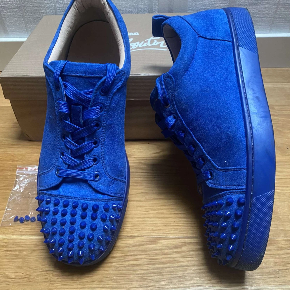 Christian Louboutin - 91