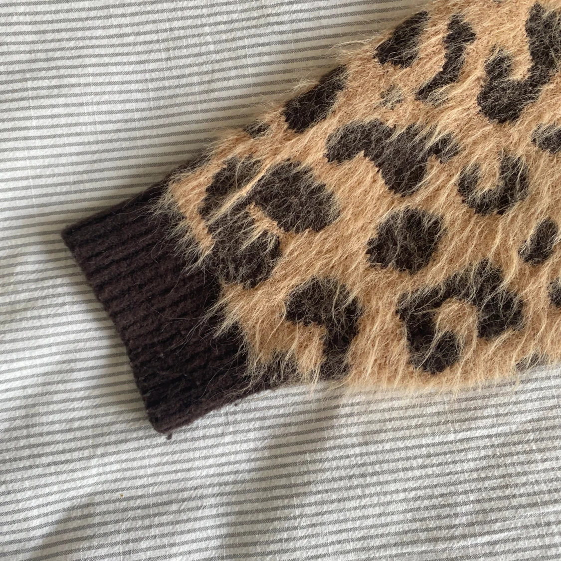 Stickad Leopard Tröja  - 3