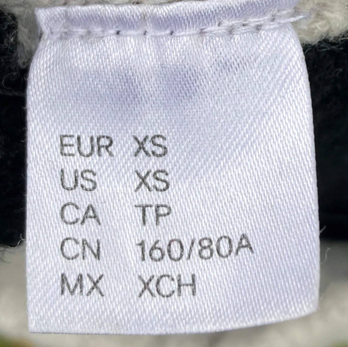 Varm stickad tröja  - 91