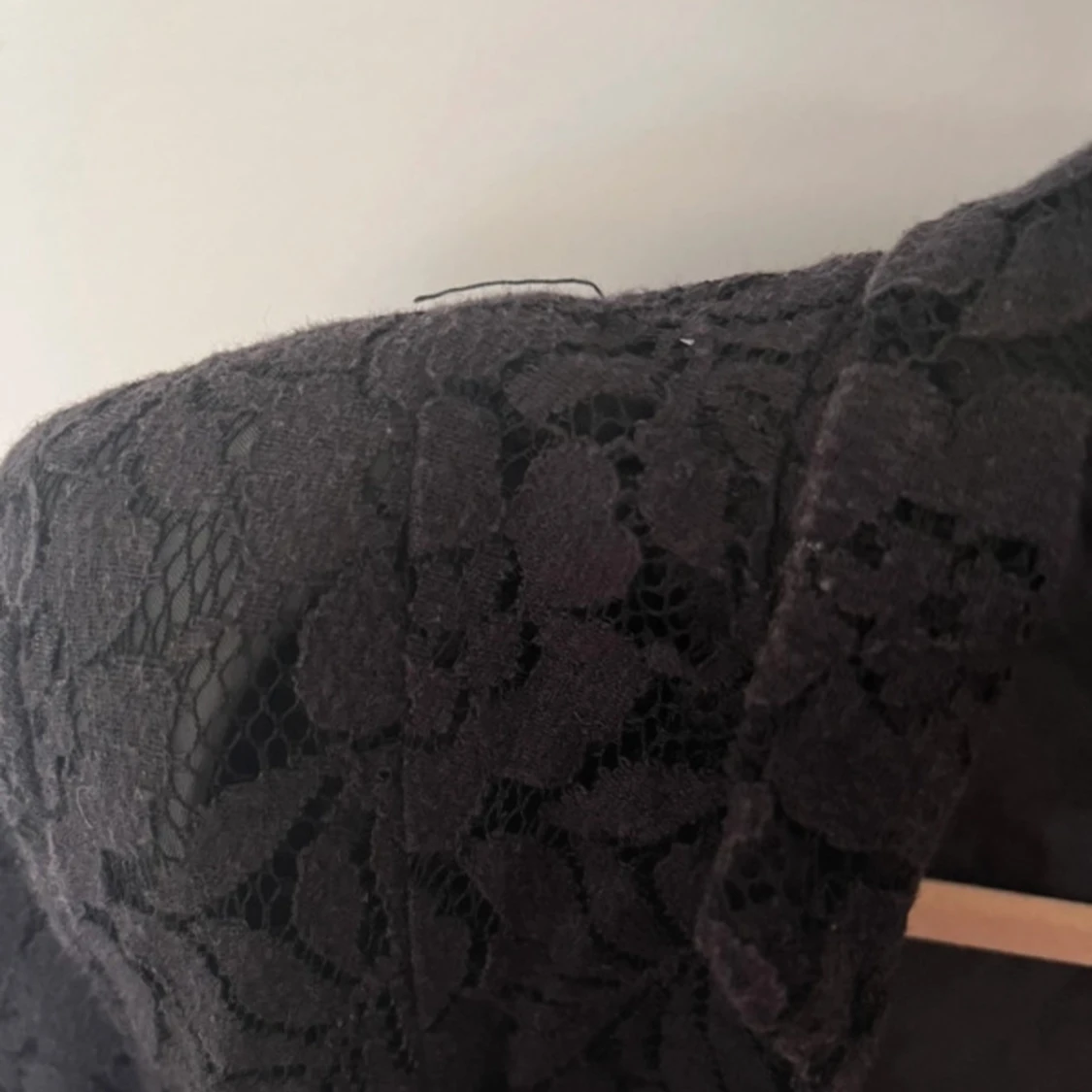 Kort kavaj i spets  - 93