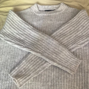 Grå stickad tröja från lager 157 ❤️ - Jätte skön och söt stickad tröja ❤️ I bra skick med inga skador ❤️ 