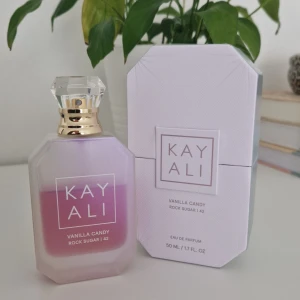 Kayali Vanilla candy rock sugar 50ml - 50 ml Ca 75 % kvar