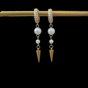 Örhängen  - Finns också i silver💗💗