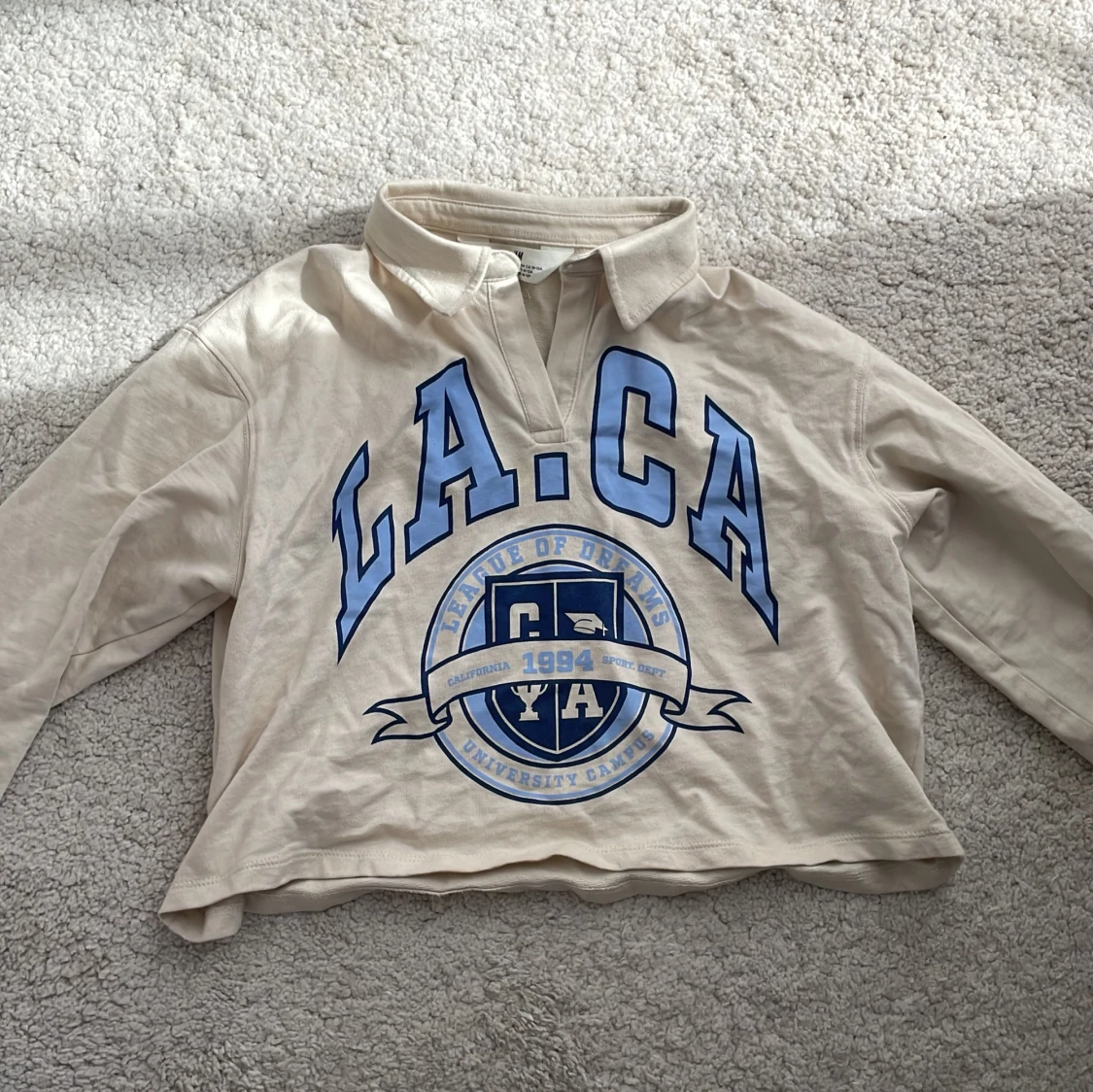 Kort tröja med krage