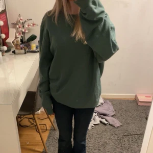 Grön sweatshirt  - Grön sweatshirt i M, ifrån hm💕