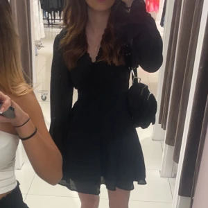 Klänning  - Klänning från shein, super fin och bra kvalitet!