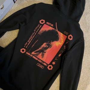 Hoodie - Post Malone hoodie, strl xs passar även s