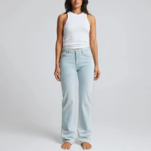 Low straight 510 - Ljusblå low straight 510bfrån bik bok.