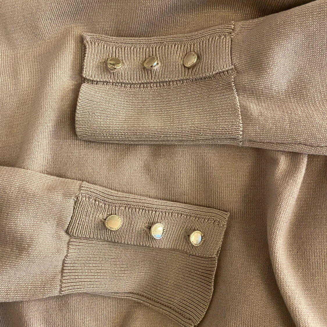 Holly&White tröja beige