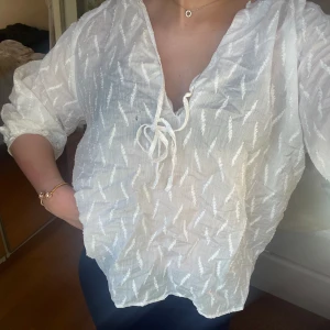 TOPP - söt vit topp från zara!🥰