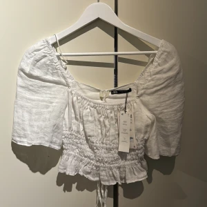 Zara top - Zara somrig top Ny med lapp Storlek xs