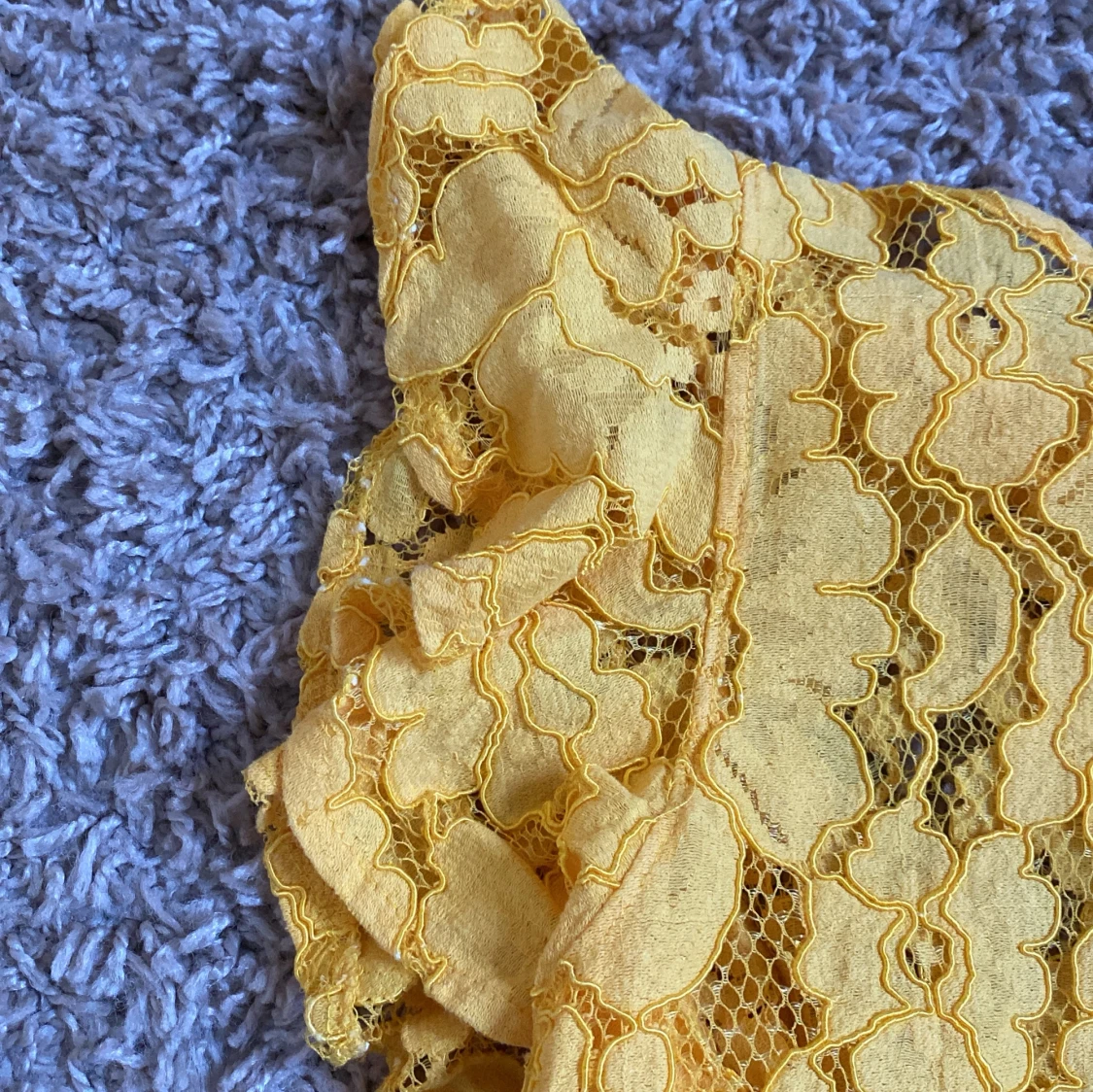 Gul spetsblus från Zara Trafaluc - 93