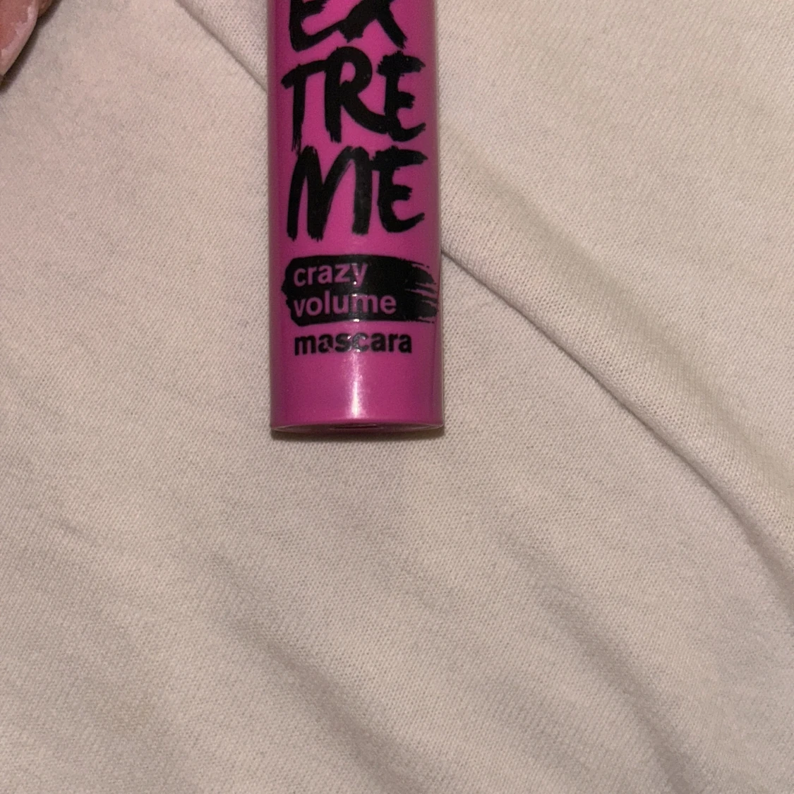 Essence I Love Extreme Crazy Volume Mascara - 92