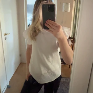 söt blus💖💖💖 - jätte fin blus som tyvärr inte kommer till användning längre 