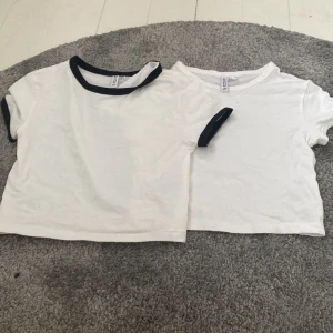 T-shirt  - Säljer mina t-shirts som jag köpte i höstas från H&M en för 40kr båda för 60kr säljer för att jag rensar min garderob 