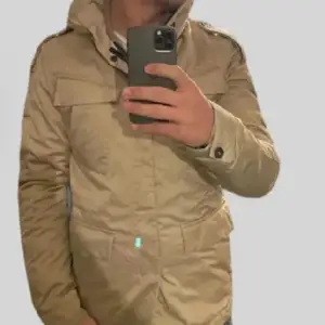 Field jacket storlek S/XS