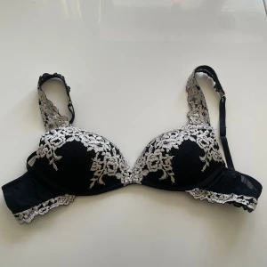 Intimissimi Bh - Använd men i väldigt fint skick, tvättas innan den skickas. 