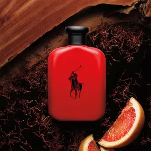 Säljer en riktigt nice Ralph Lauren parfym som doftar riktigt gott.🔥 Nästan allt kvar använd fåtal gånger. Framträdande noter är saffran, grapefrukt och trä.
