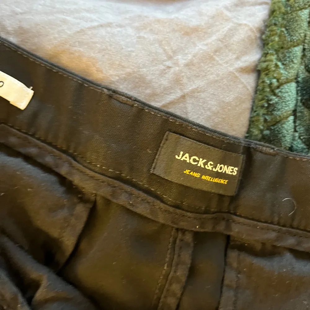 Jack and Jones kostymbyxor Strlk 33, 32. Jeans & Byxor.