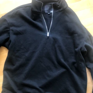 Halv zipper - Helt ny 