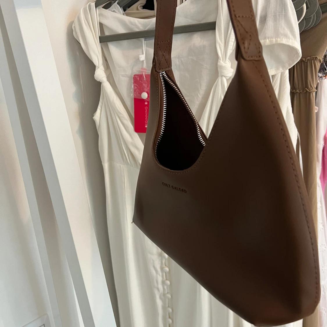 Brun väska  - 90