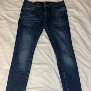 Jack & Jones jeans (33/32) - Jack & Jones jeans (33/32) slim fit