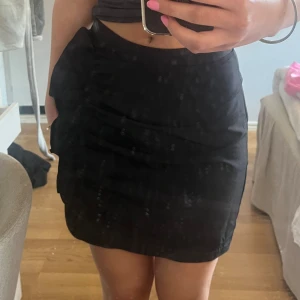 Volangkjol - Superfin kjol med en volang🌸