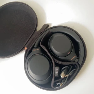 Hörlurar  - Sony hörlurar Nya 