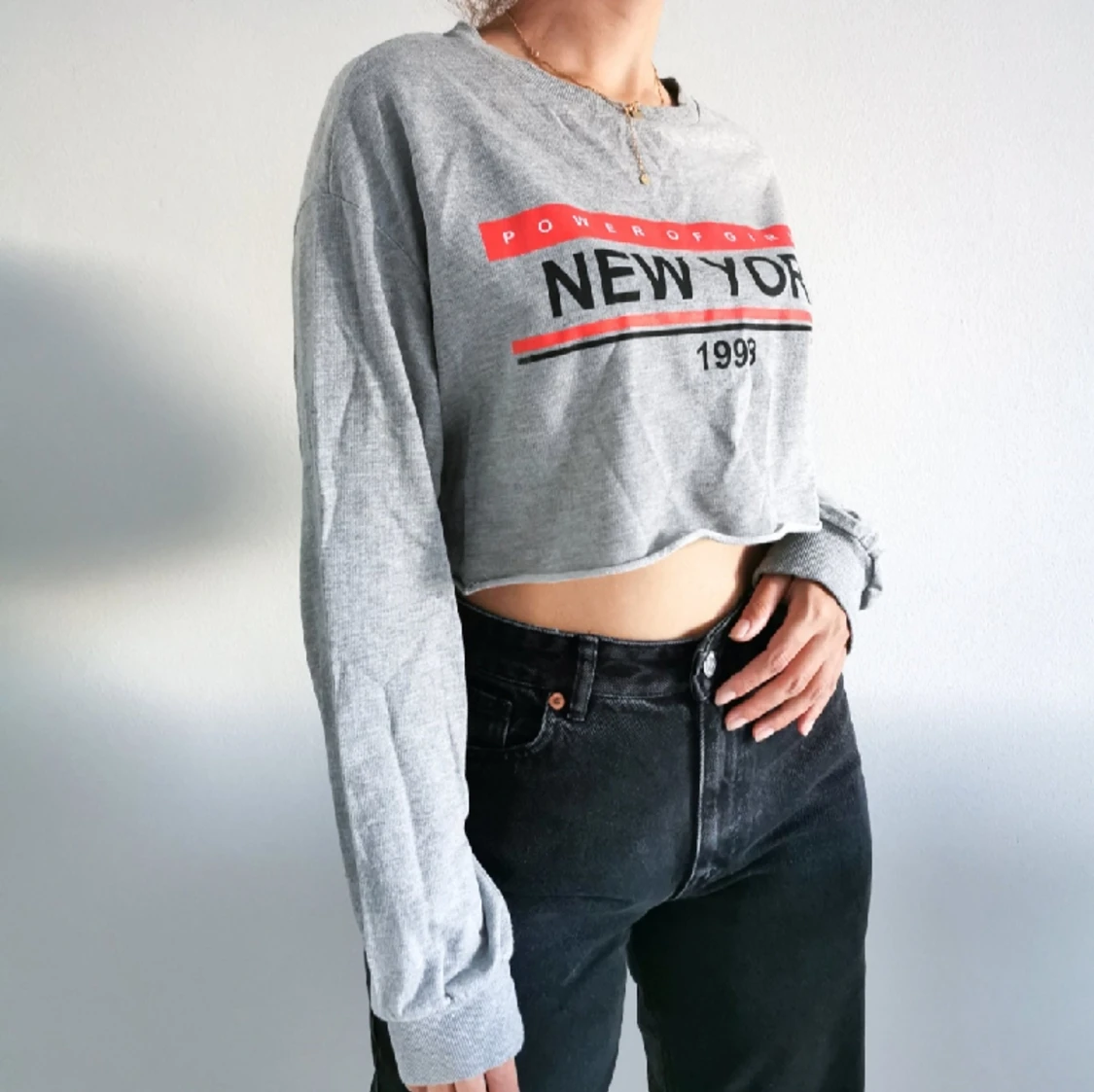 Grå cropped sweatshirt stl S - 90