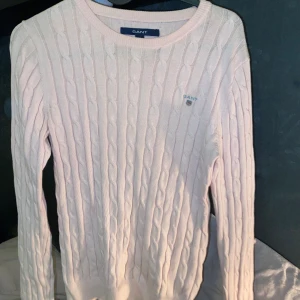 Gant kabelstickad - Fint skick. Nypris 1400kr