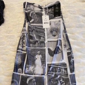 Tibklänning - Aldrig använd 