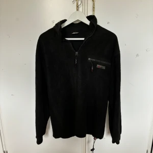 Nike Fleece  - Fleecetröja från Nike i storlek medium. Köpare står för frakt.