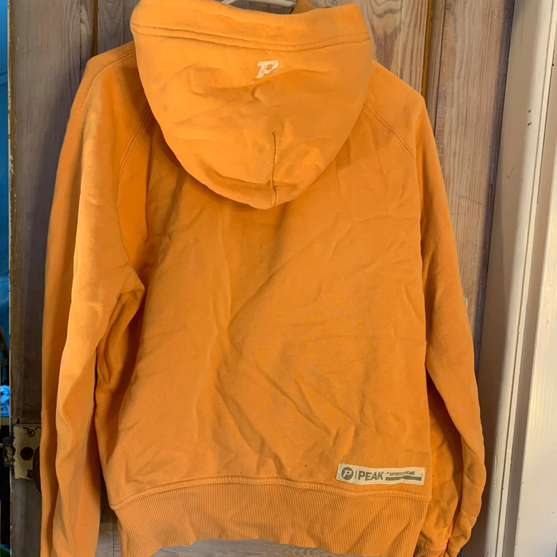 Peak performance hoodie - 90