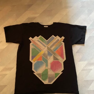T-shirt - Storlek S