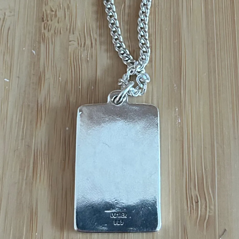 Från Maria Nilsdotters nya kollektion Tarot Kollektionen. Inte använd och i helt nytt skick. 925 Sterling Silver och kedjan är 50 cm lång.   Originalpris: 2495 kr  Ask tillkommer. . Accessoarer.