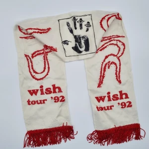 The CURE halsduk tour scarf turnéhalsduk  - Ca. 90 x 15 cm. Har legat orörd I förråd I alla dessa år 