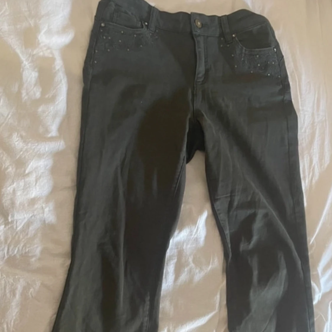 Gröna bootcut byxor  - 91