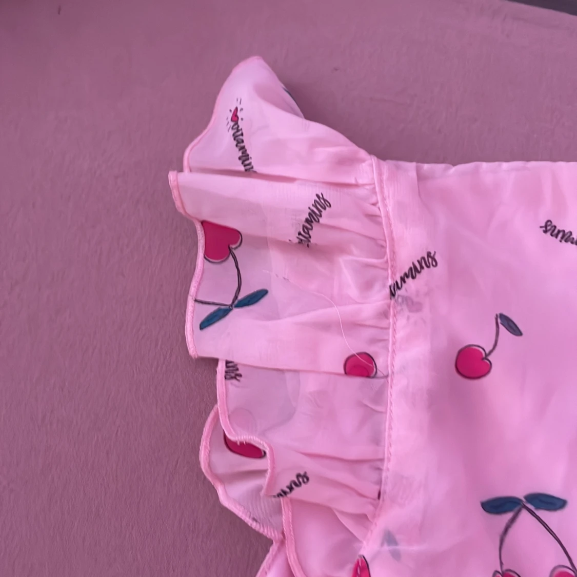 Rosa klänning med körsbär på - 90