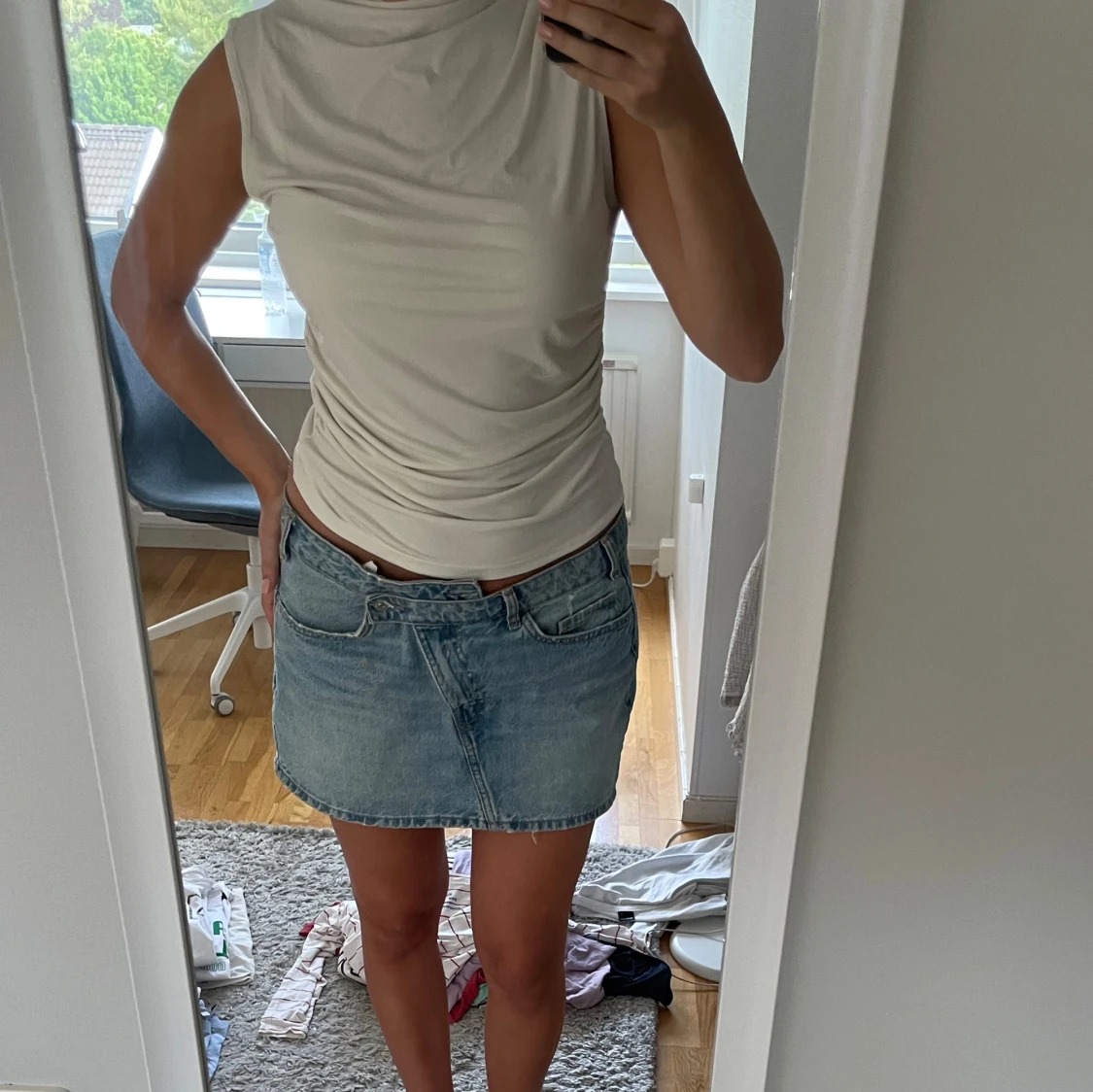 Topp med hög krage  - 90