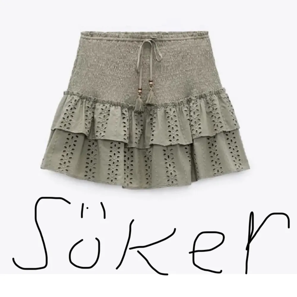 Jag söker denna zara kjol så fall om någon har den och känner för att sälja den kontakta gärna mig💕gärna mellan 200–300kr + frakt💕i storlek S eller M. Kjolar.