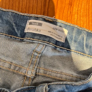 Low waist jeans - Low waist jeans ifrån berskha