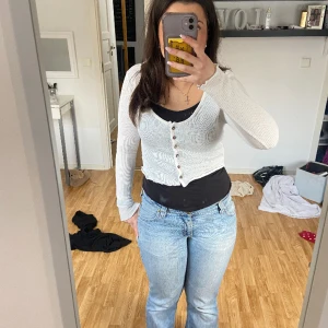 kort kofta - jättefin tunn kofta, skriv vid frågor💞