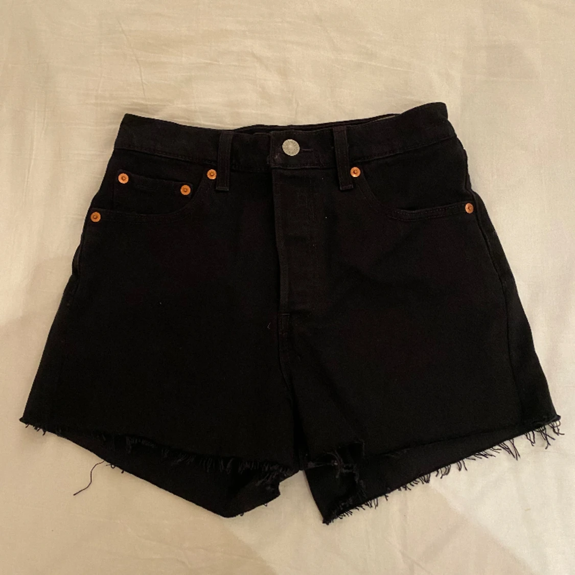 Levi’s shorts  - 90